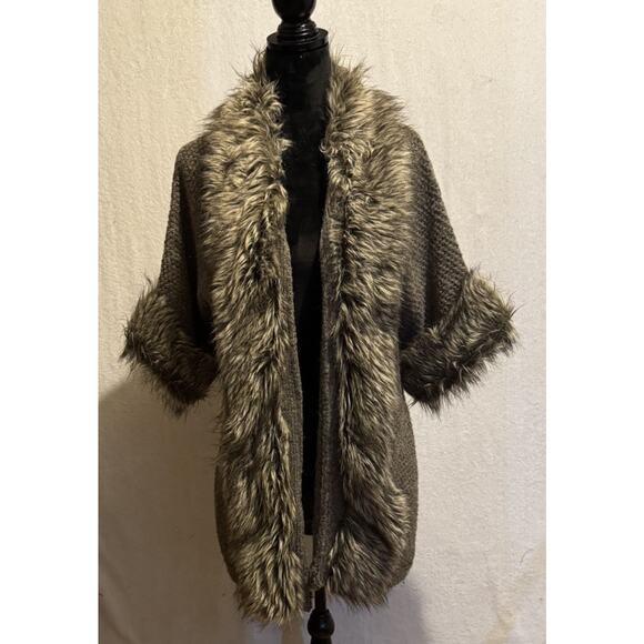 Kenar Wool Alpaca Blend Faux Fur Cardigan Sweater Size Medium Mobwife Y2K - Picture 1 of 6